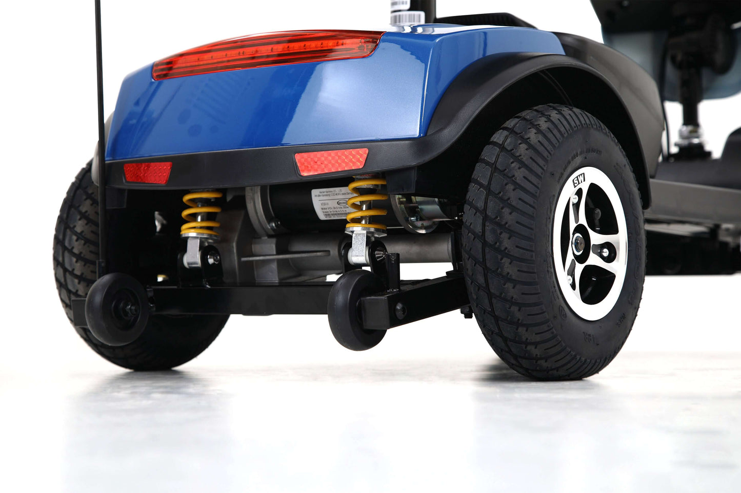 Metro Mobility Patriot Mobility Scooter - rear wheels suspension close up view