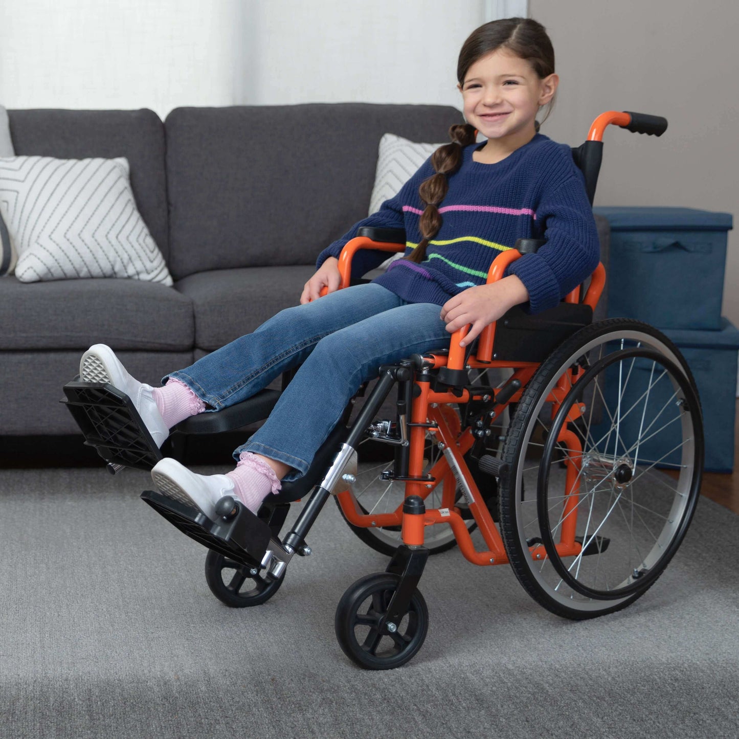 Circle Specialty Ziggo ZG1200 Wheelchair - front left side angle view with model